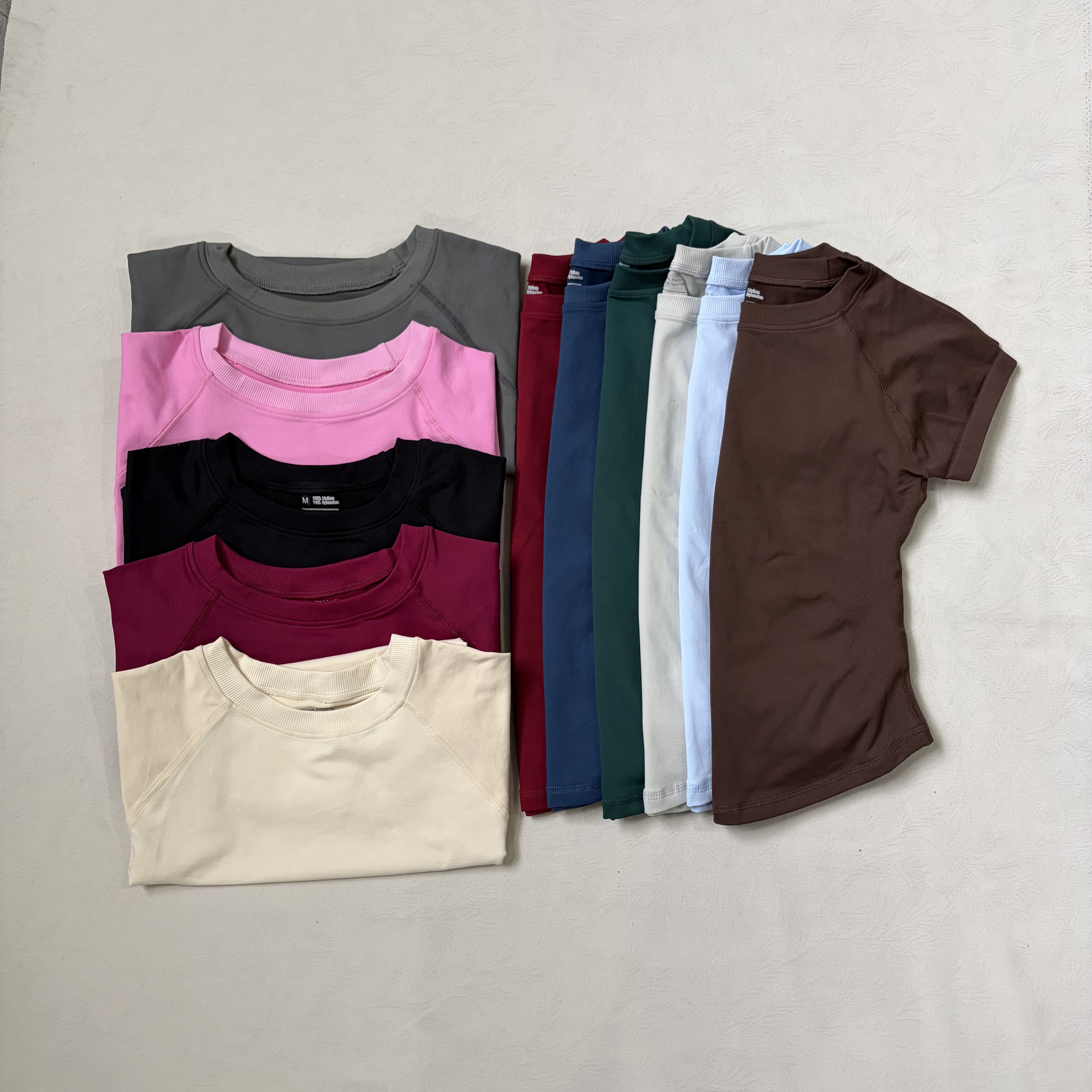 Summer Yoga Clothing - Women's Seamless Yoga T-shirt Quick-drying High-elastic